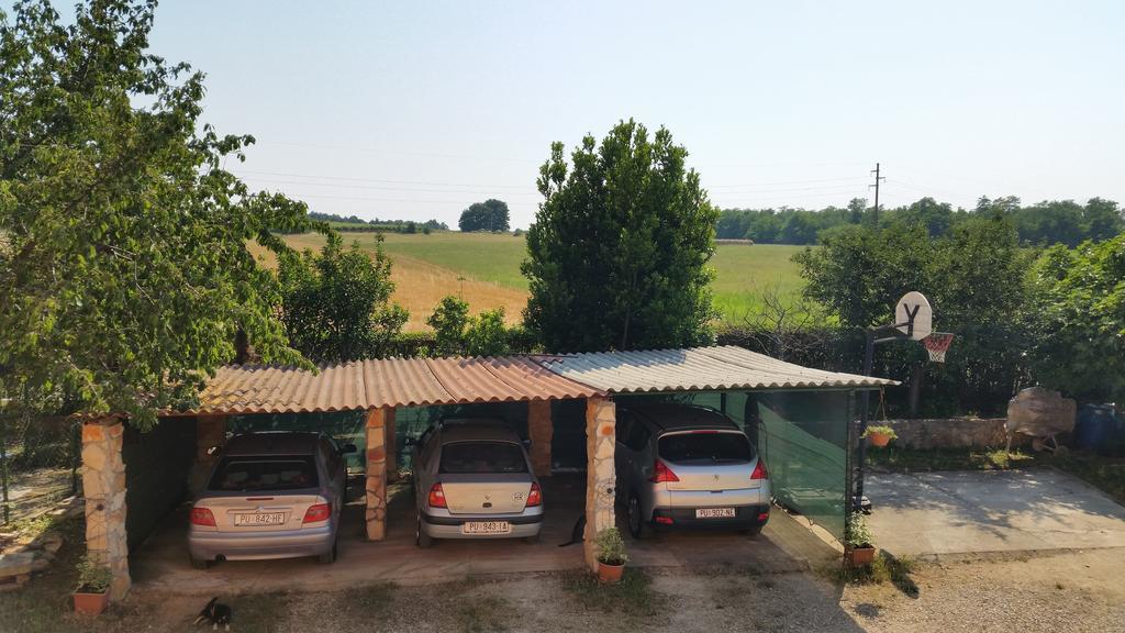 Apartments Davor Umag Rum bild